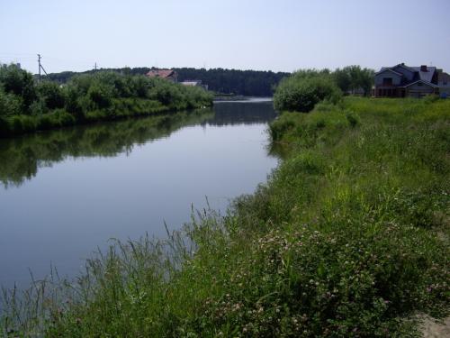Река Мостовка в 100 мерах